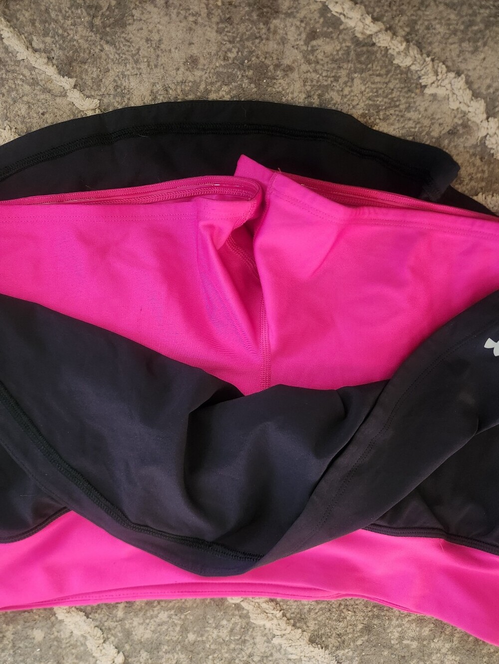 Under Armour Black Skort with Bright Pink Waistband - Picture 4 of 9